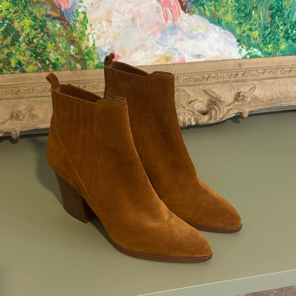 Marc Fisher Alva Brown Suede Ankle Boots - size 10